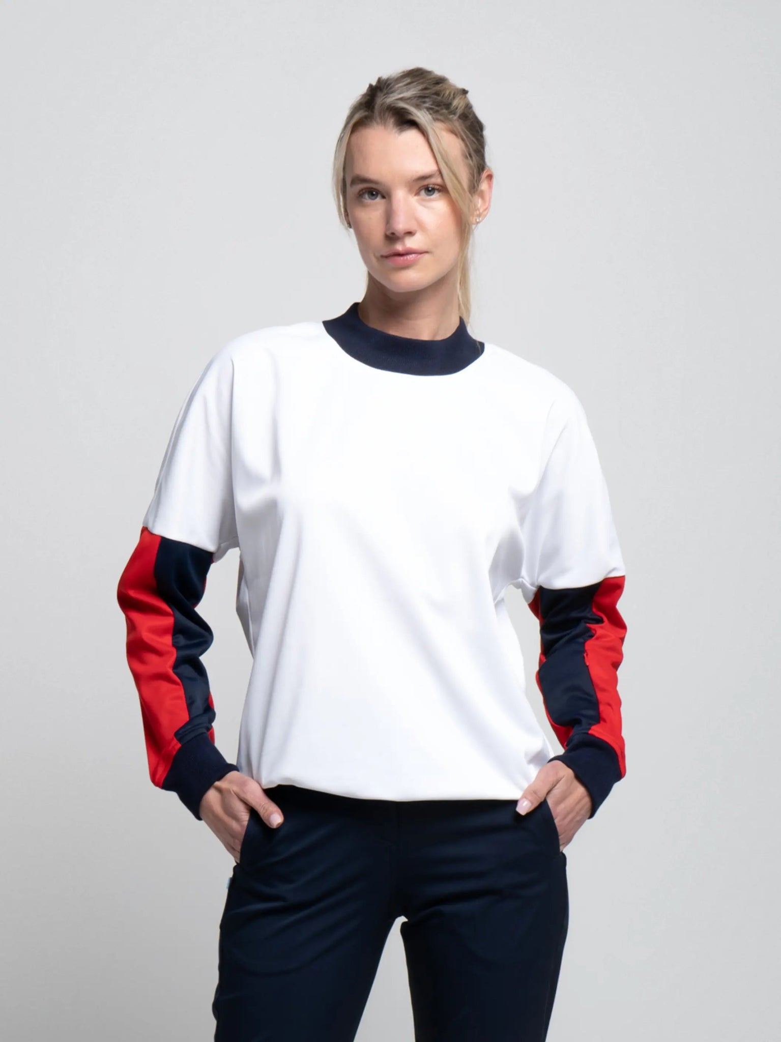 Boston Cropped Sweatshirt - RED DRAGON SNOW/STRATOS - Colorchain